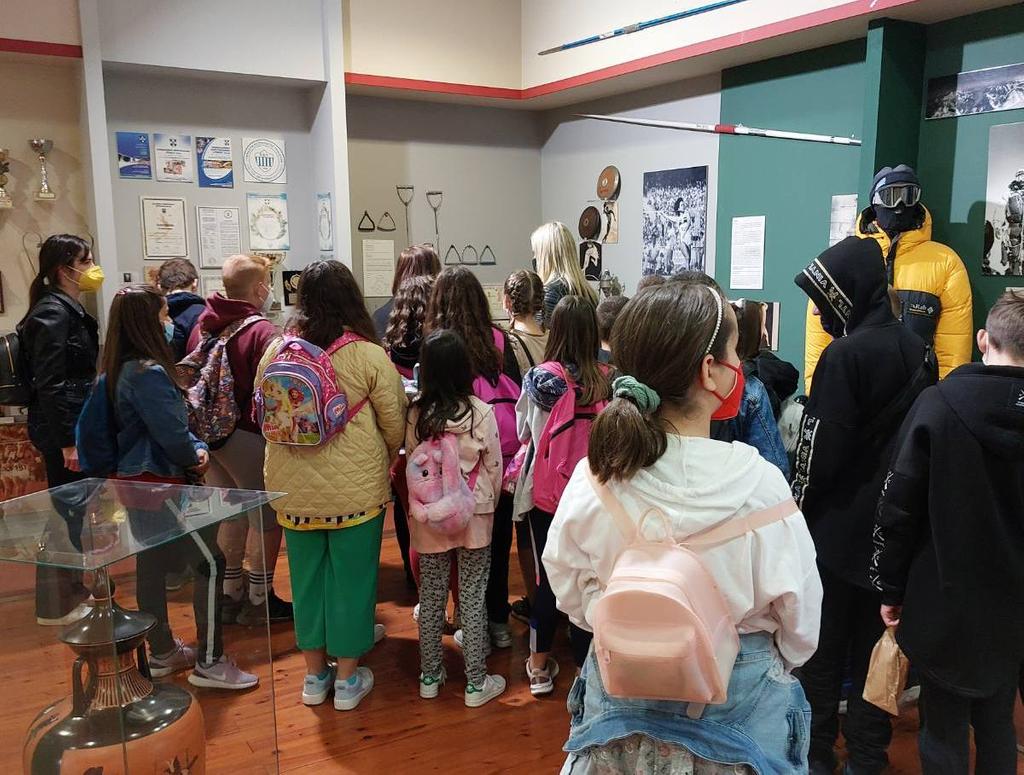 Πλήθος μαθητών/τριών στο Δημοτικό Αθλητικό Ιστορικό Μουσείο Τρικάλων